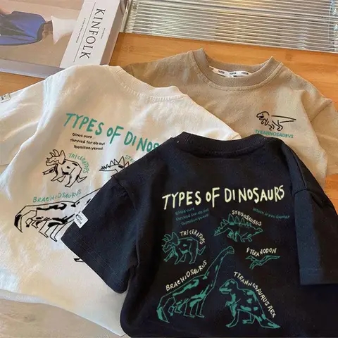 Дино-футболка для смелых открытий и ярких игр малышей 4-5 лет